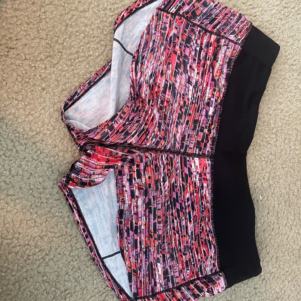 Lulu multi color shorts